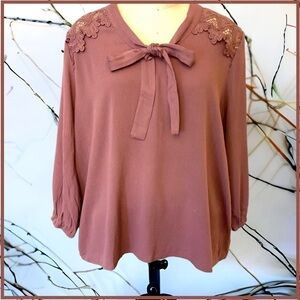 Purple tie front 3/4 sleeve blouse